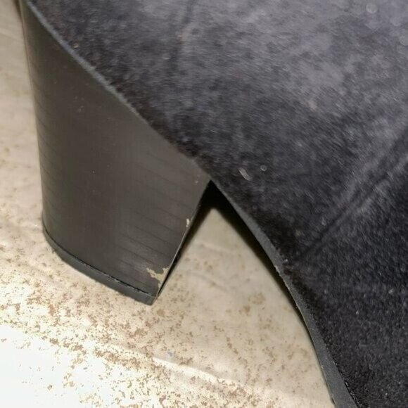 Rue 21 Black Faux Suede Side Zipped Ankle Heeled Punk Rock Booties Size 6 - Picture 3 of 8